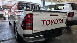 تويوتا هايلوكس